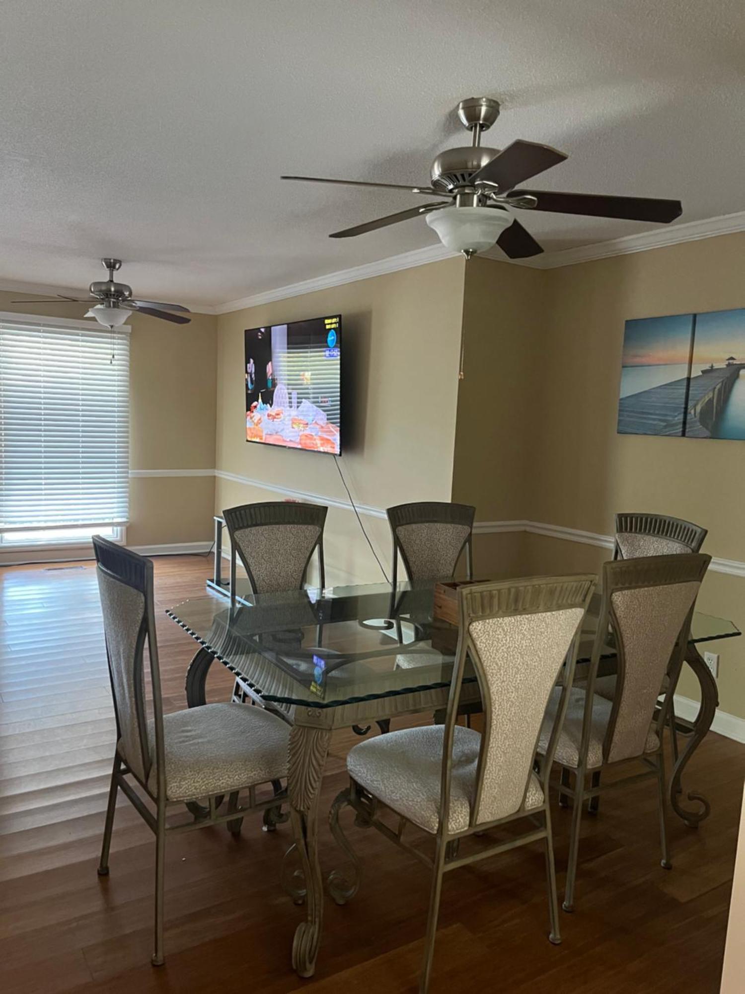 Hébergement de vacances 4-bedroom Duplex With Ac And Wifi In Ga Dalton