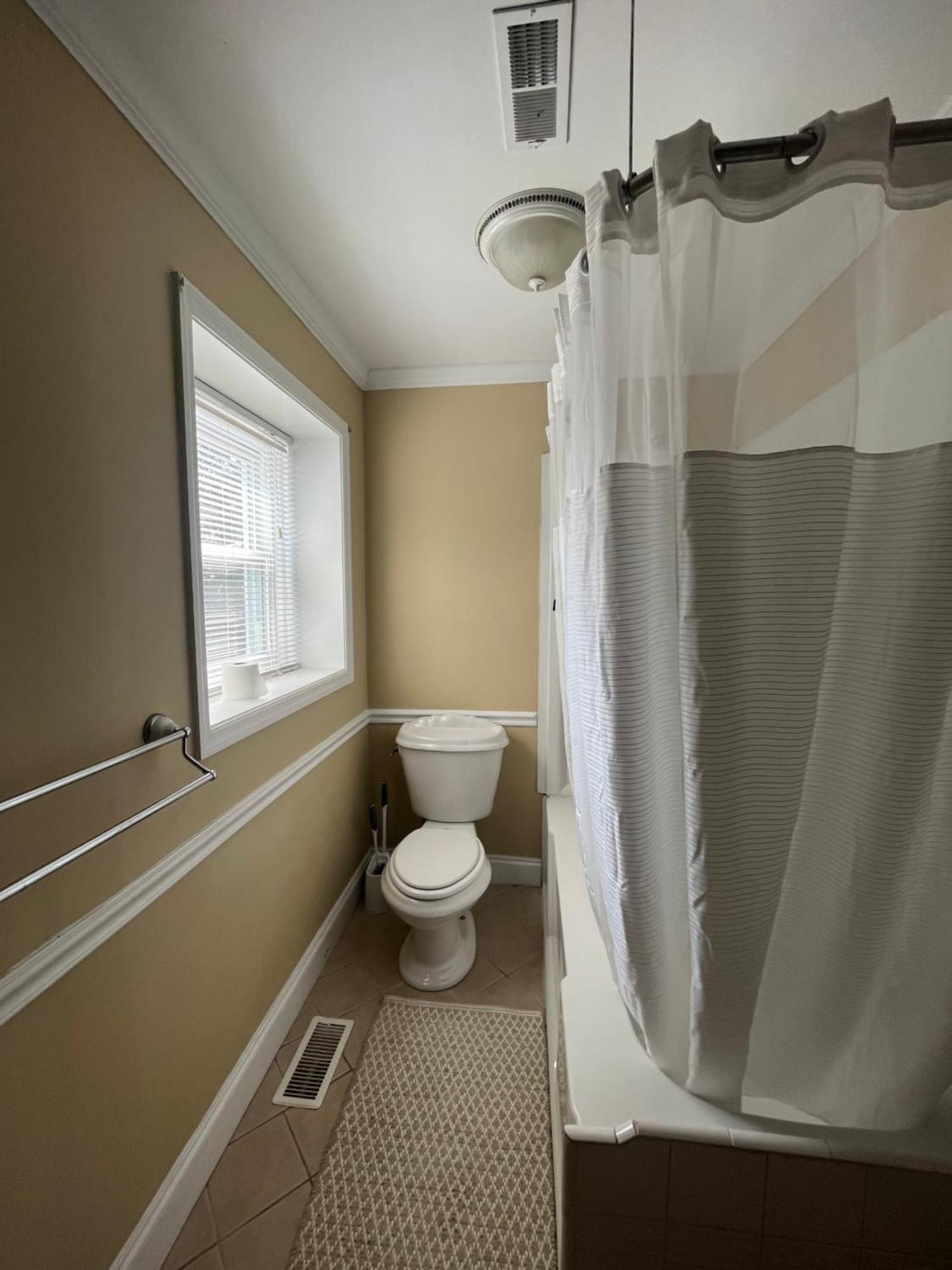 4-bedroom Duplex With Ac And Wifi In Ga Dalton